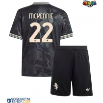 Otroški Nogometni dresi Juventus Weston McKennie #22 Tretji 2025-26 Kratek Rokav (+ Kratke hlače)